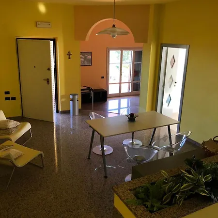Maria Giuseppina A San Benedetto Del Tronto Nyaraló